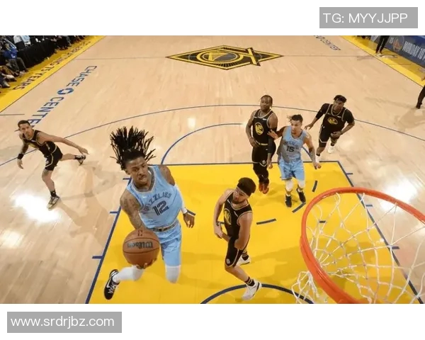 灰熊赛场爆发小插曲，裁判如何处理？