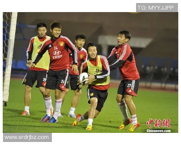 中国橄榄球队公开训练,备战亚洲杯信心十足 中国橄榄球队公开训练,备战亚洲杯信心十足