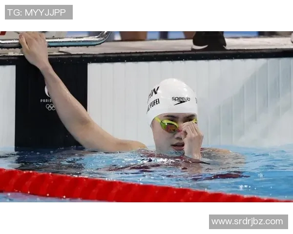 世界级游泳选手转身技术优化对成绩提升的影响与实践探索